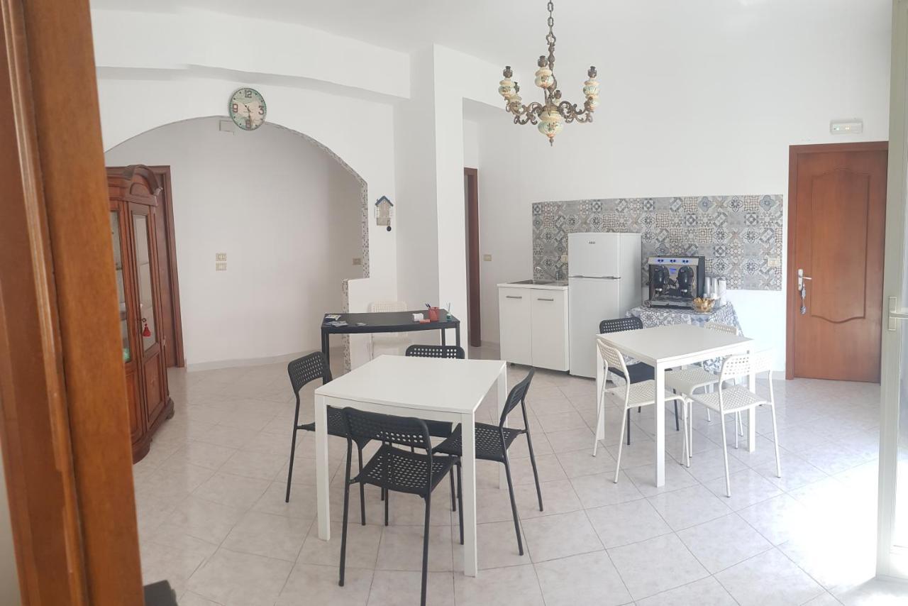 B&B La Costa Di Naxos Джардини Наксос Екстериор снимка