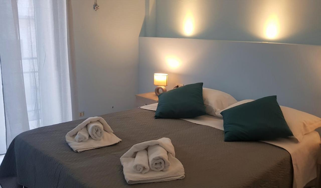 B&B La Costa Di Naxos Джардини Наксос Екстериор снимка
