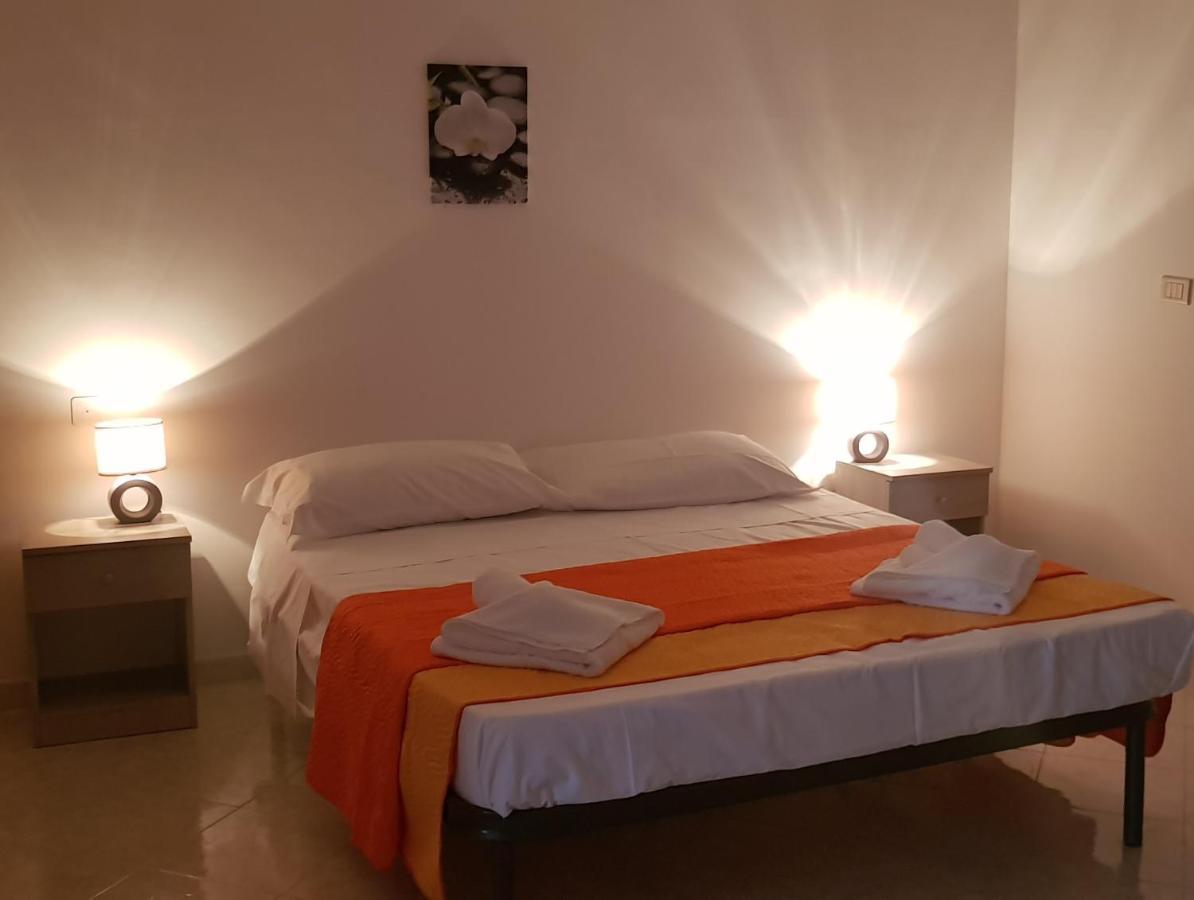 B&B La Costa Di Naxos Джардини Наксос Екстериор снимка